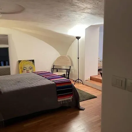 Pop Art Flat In Mergellina 5 Minutes To The Hotel *